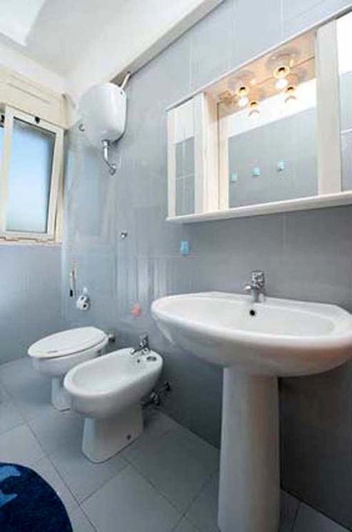 Le Piramidi Appartamenti Santa Maria al Bagno Luaran gambar